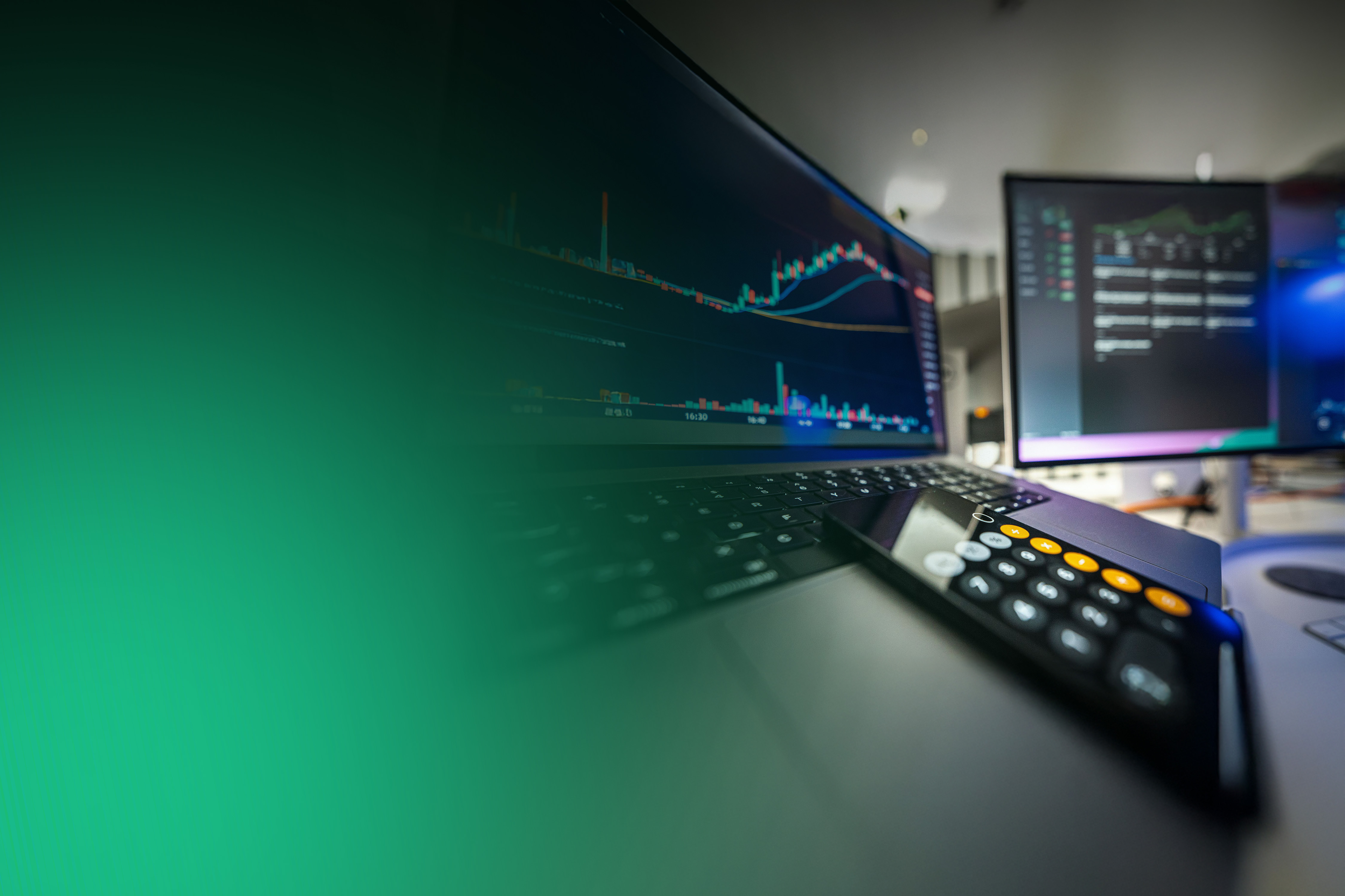 حاسبة النقطة والهامش لتحديد حجم مركز تداول الفوركس على MetaTrader 5